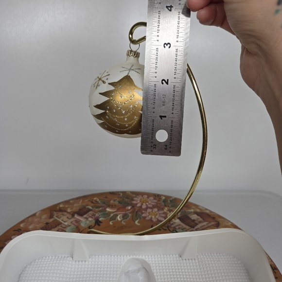 Vintage Rauch for Target Ivory Frosted Gold Tree Glass Ornament Set‎ of 4 Stars - Picture 10 of 16